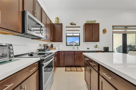 2921 SW 152nd Avenue Miami FL 33185