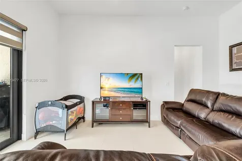 2921 SW 152nd Avenue Miami FL 33185