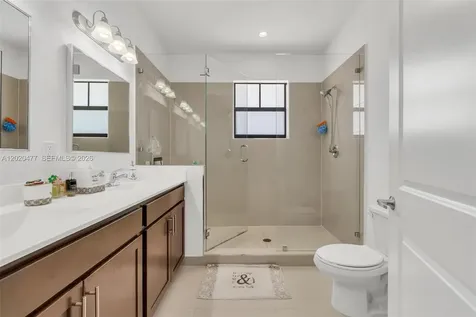 2921 SW 152nd Avenue Miami FL 33185