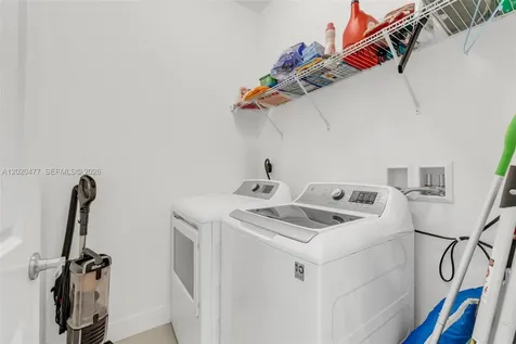 2921 SW 152nd Avenue Miami FL 33185