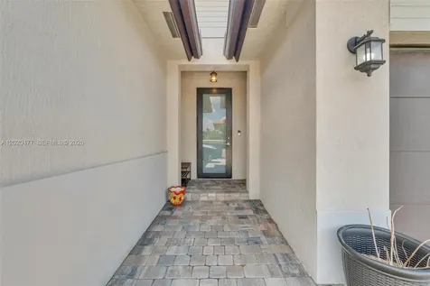 2921 SW 152nd Avenue Miami FL 33185