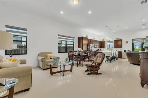 2921 SW 152nd Avenue Miami FL 33185