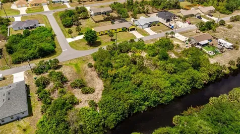 12132 Xavier Avenue Port Charlotte FL 33981