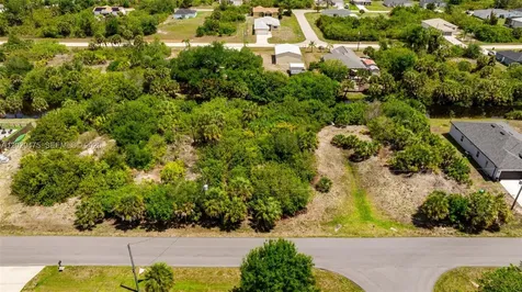12132 Xavier Avenue Port Charlotte FL 33981