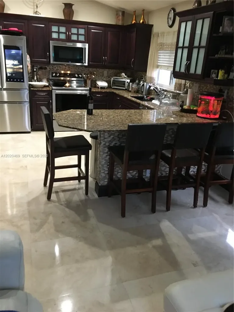 5032 SW 34th Terrace Hollywood FL 33312