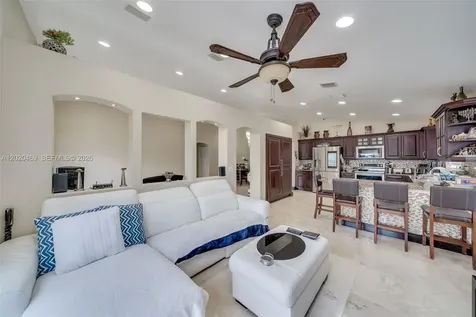 5032 SW 34th Terrace Hollywood FL 33312