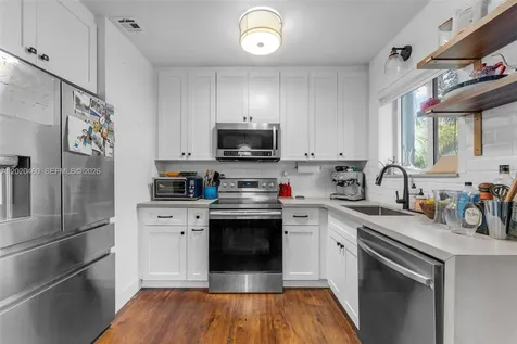 5540 SW 78th Street Miami FL 33143