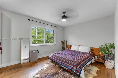 5540 SW 78th Street Miami FL 33143