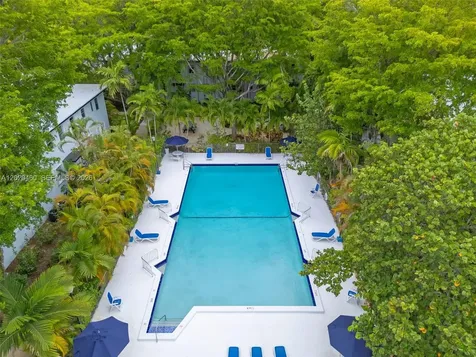 5540 SW 78th Street Miami FL 33143
