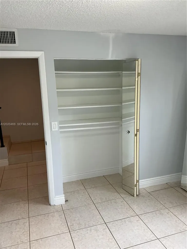 1321 Partridge Close Pompano Beach FL 33064
