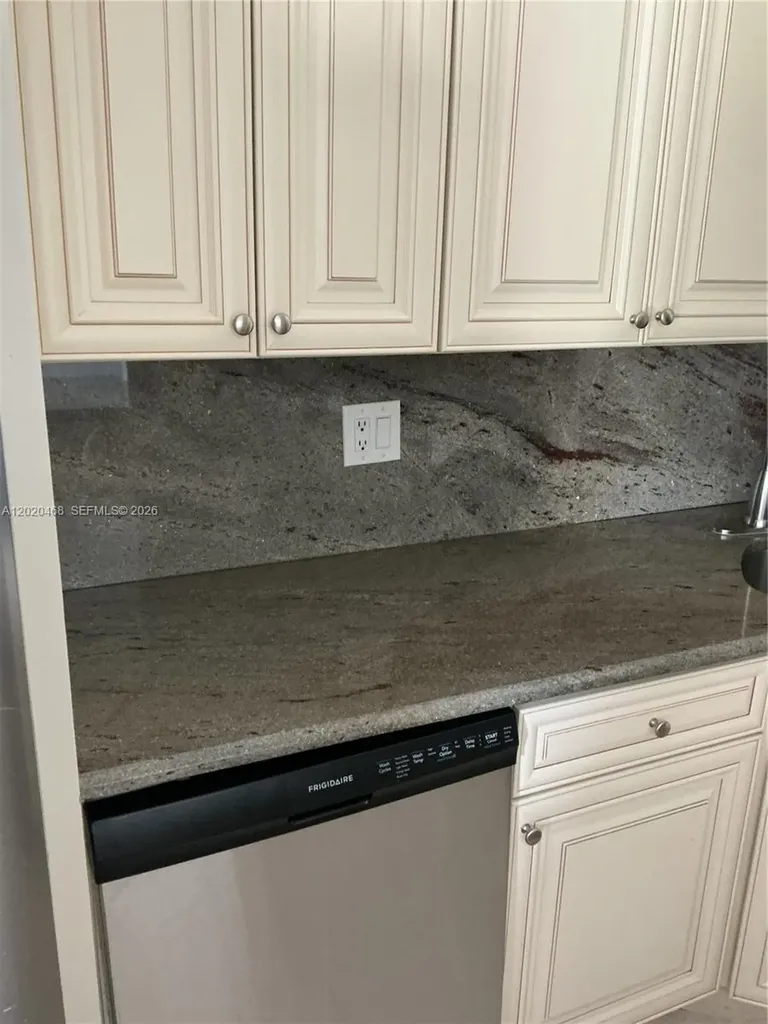 1321 Partridge Close Pompano Beach FL 33064