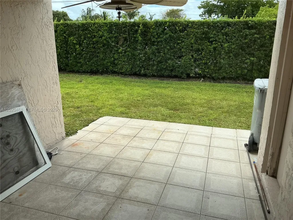 1321 Partridge Close Pompano Beach FL 33064