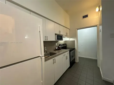 7420 W 20th Avenue Hialeah FL 33016