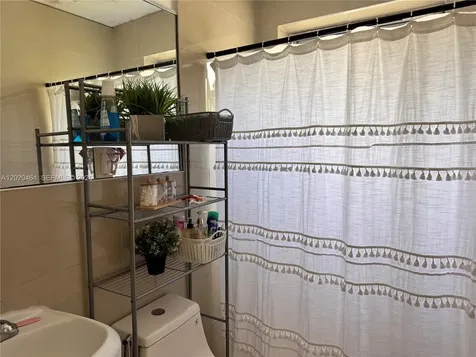 756 N 17th Avenue Hollywood FL 33020