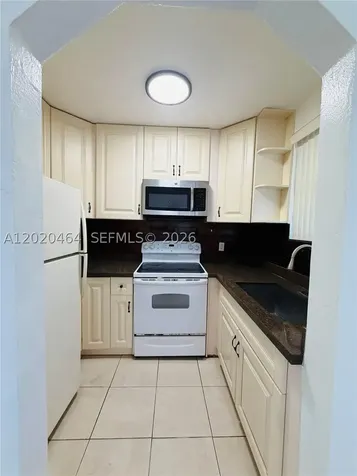 756 N 17th Avenue Hollywood FL 33020
