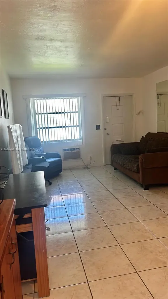 2222 Taylor Street Hollywood FL 33020