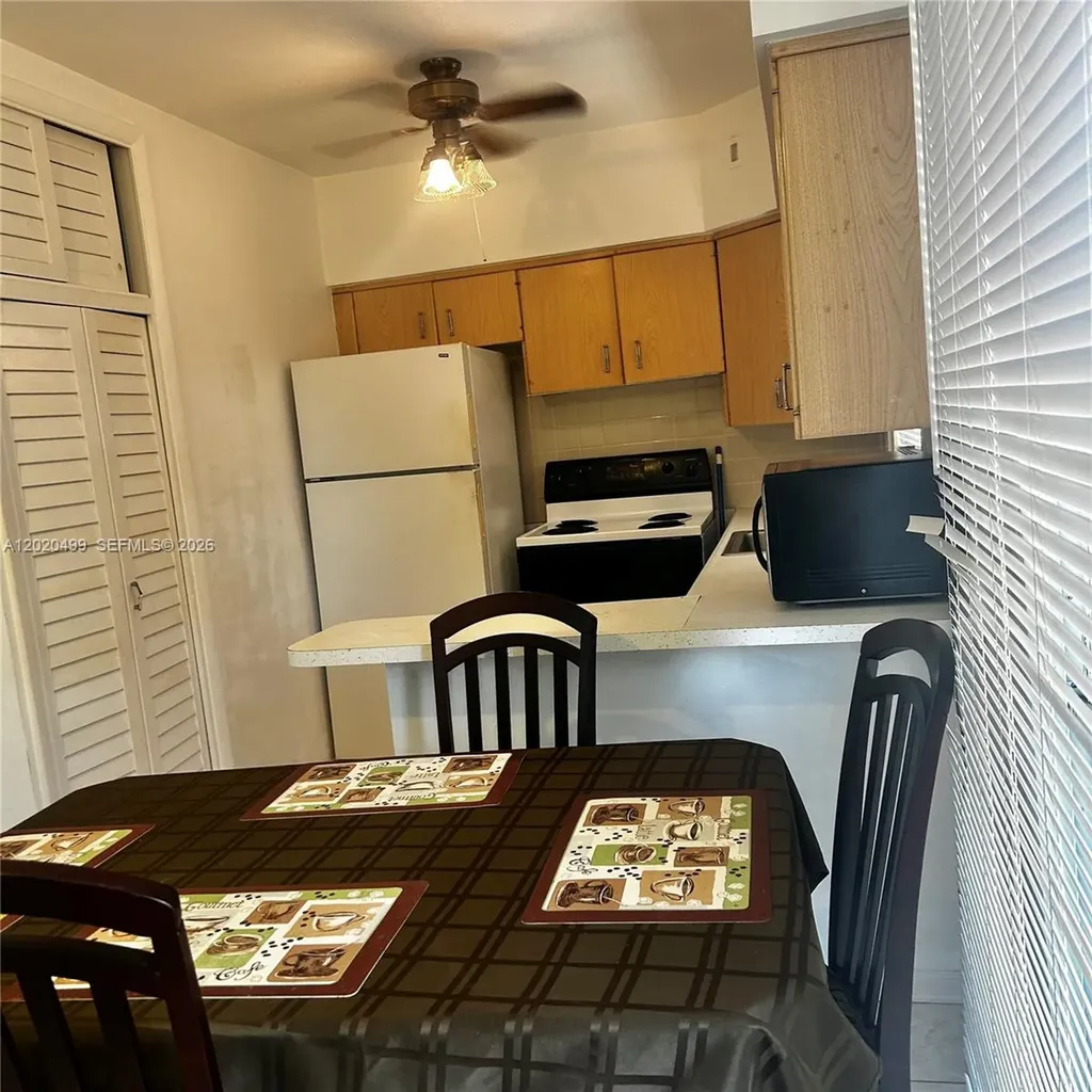 2222 Taylor Street Hollywood FL 33020