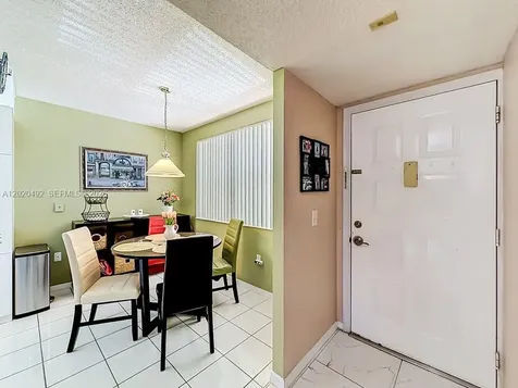 10208 NW 24th Place Sunrise FL 33322