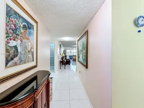 10208 NW 24th Place Sunrise FL 33322