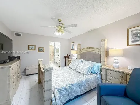 10208 NW 24th Place Sunrise FL 33322