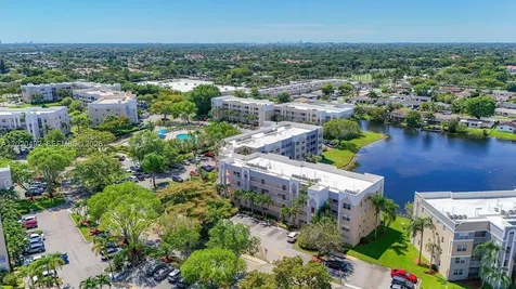 10208 NW 24th Place Sunrise FL 33322