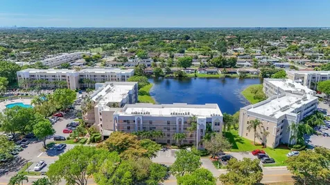 10208 NW 24th Place Sunrise FL 33322