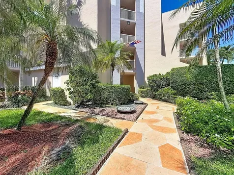 10208 NW 24th Place Sunrise FL 33322