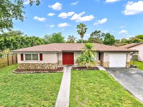 500 NW 96th Terrace Pembroke Pines FL 33024