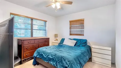500 NW 96th Terrace Pembroke Pines FL 33024