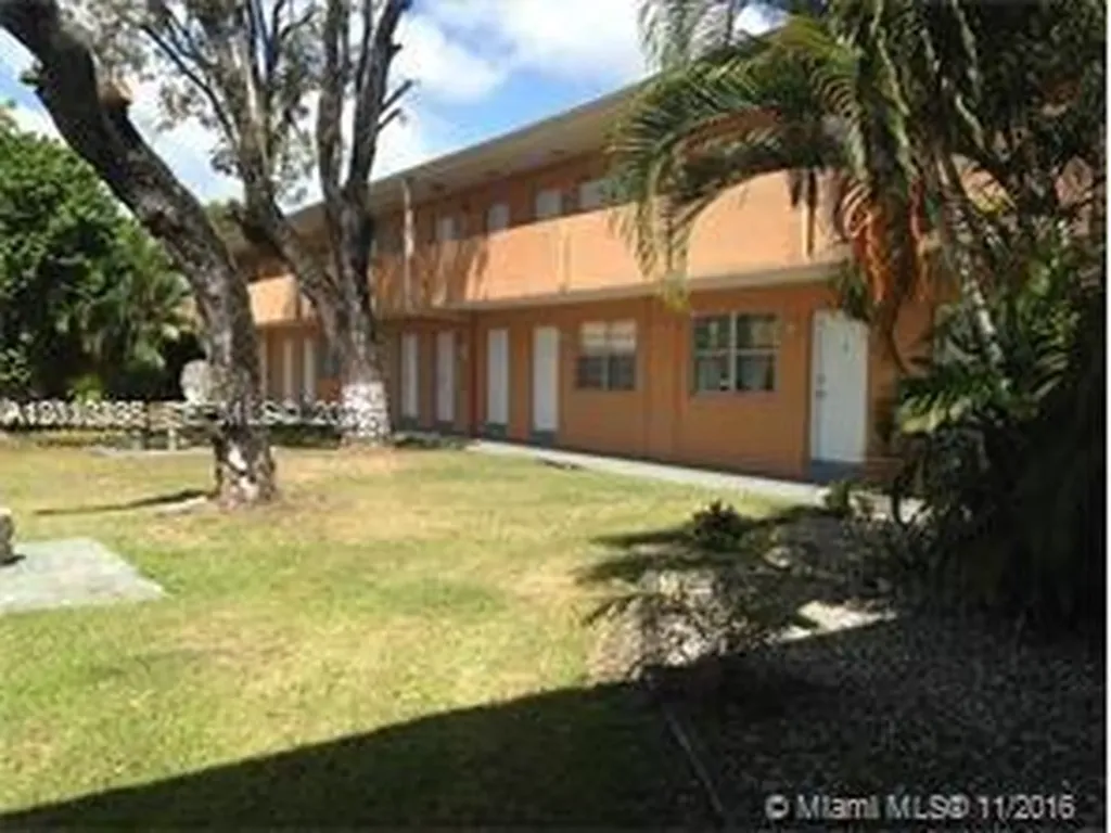 9760 SW 184th Street Cutler Bay FL 33157