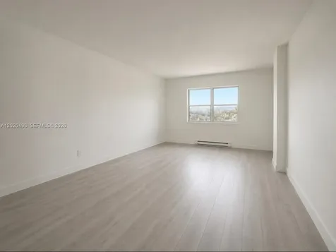 400 Kings Point Drive Sunny Isles Beach FL 33160