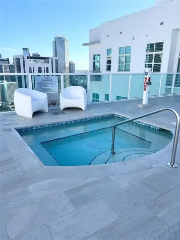 133 NE 2 Avenue Miami FL 33132