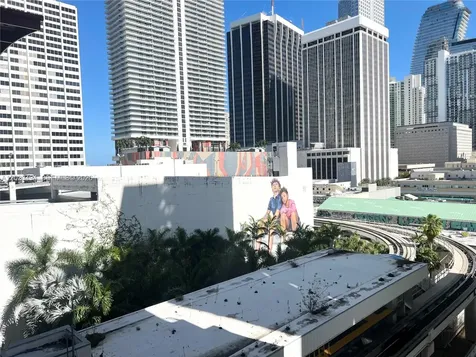 133 NE 2 Avenue Miami FL 33132