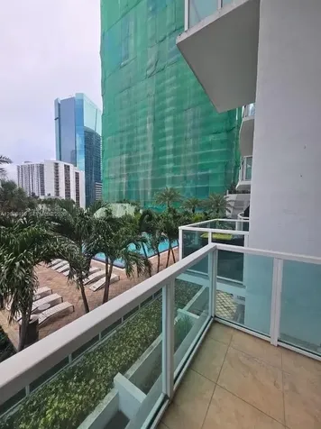 41 SE 5th Street Miami FL 33131