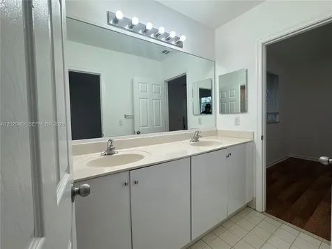 1415 NW 34th Way Lauderhill FL 33311