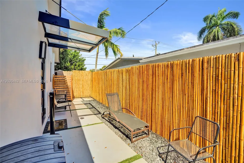 6761 Allen Street Hollywood FL 33024
