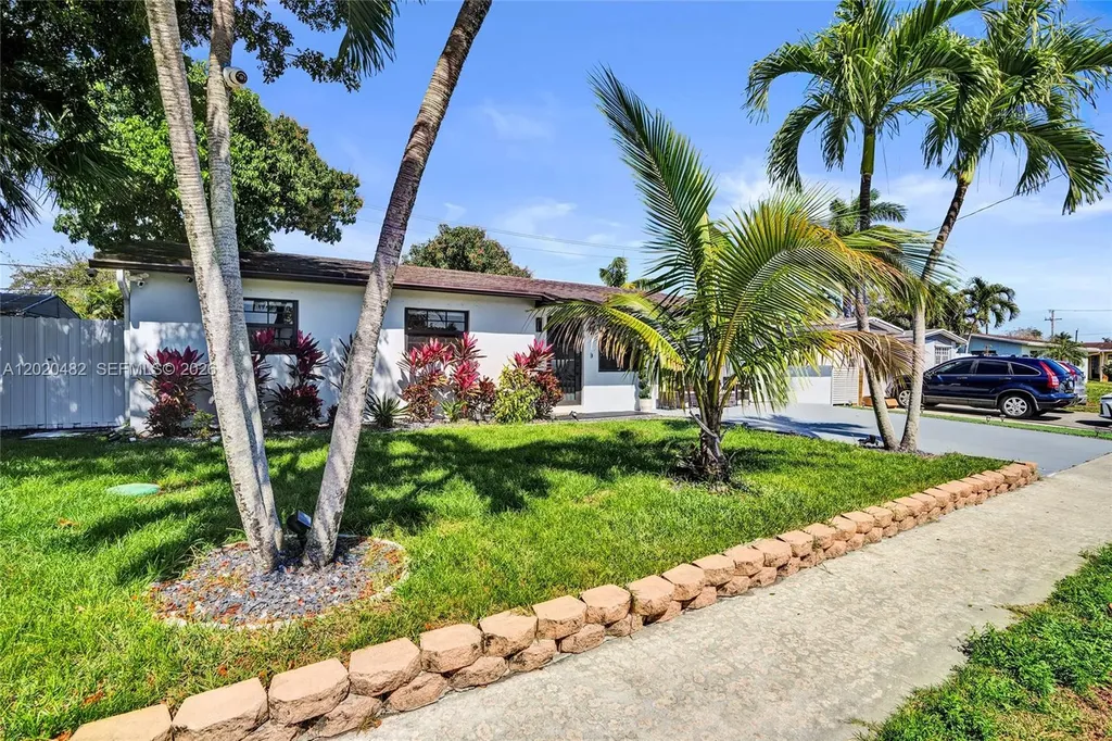 6761 Allen Street Hollywood FL 33024