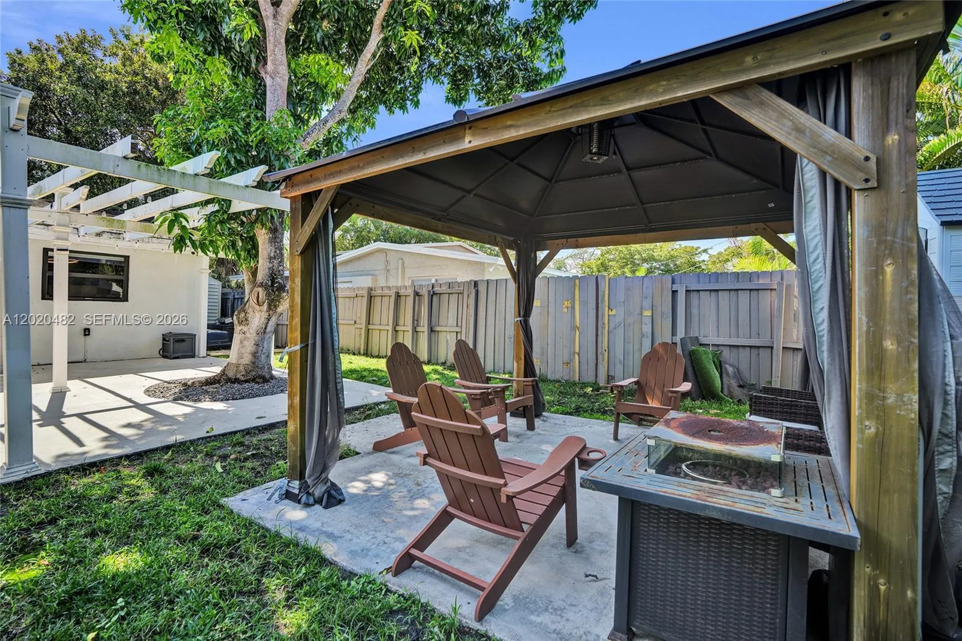 6761 Allen Street Hollywood FL 33024