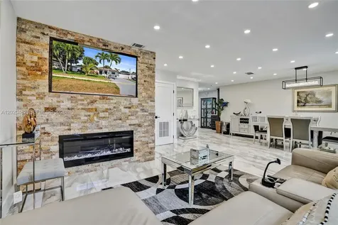 6761 Allen Street Hollywood FL 33024