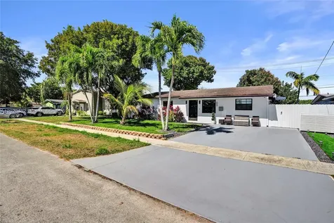6761 Allen Street Hollywood FL 33024