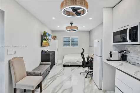 6761 Allen Street Hollywood FL 33024
