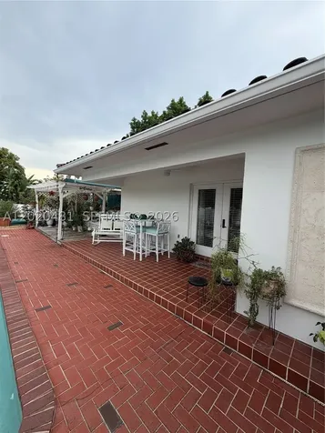 3400 SW 108th Avenue Miami FL 33165