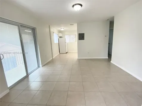 1121 NW 4 Street Miami FL 33128