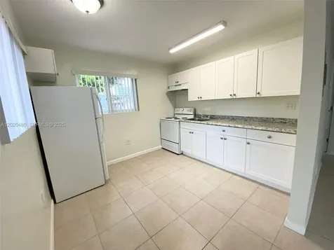 1121 NW 4 Street Miami FL 33128