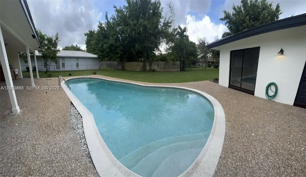 9939 NW 19th Street Coral Springs FL 33071