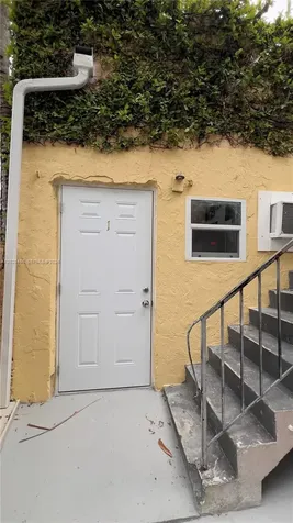1845 Bay Road Miami Beach FL 33139