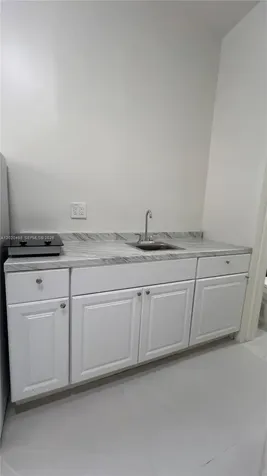 1845 Bay Road Miami Beach FL 33139