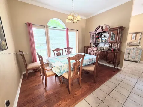 9906 SW 42nd Road Gainesville FL 32608