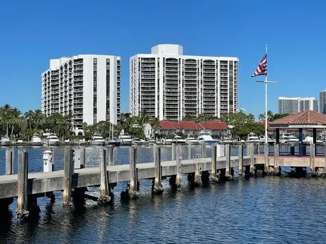 3610 Yacht Club Drive Aventura FL 33180