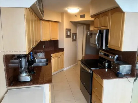 3610 Yacht Club Drive Aventura FL 33180